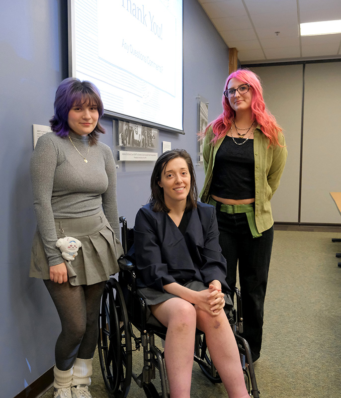 Sherylyn Flores, Andrea Gonzalez, and Marlie-Madison Hansen at Independence First.