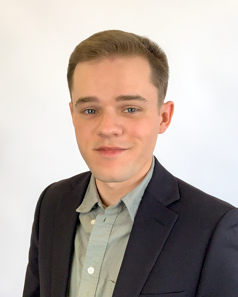 Color photograph of Paul Budnowski