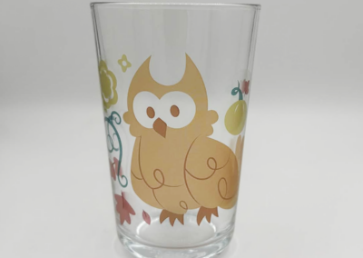 Illustration of an owl printed on a glass